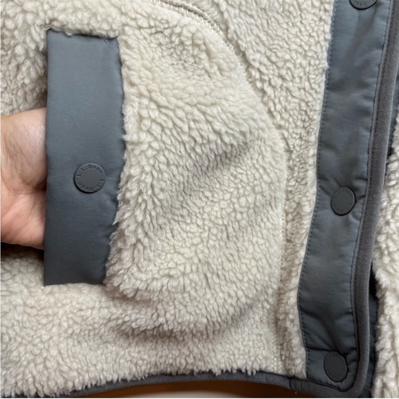 L.L. BEAN Bean’s Cozy Sherpa Fleece Jacket in Soapstone XL - Picture 7 of 9